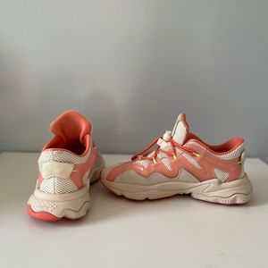 Adidas Ozweego Plus Shoes, Women’s Size 5.5